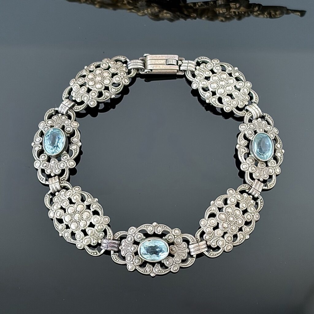 Srebrna Secesyjna bransoletka z Akwamarynami